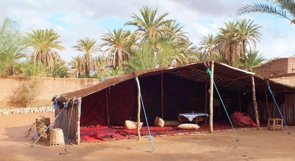 Auberge Tigida M'Hamid Buitenkant foto