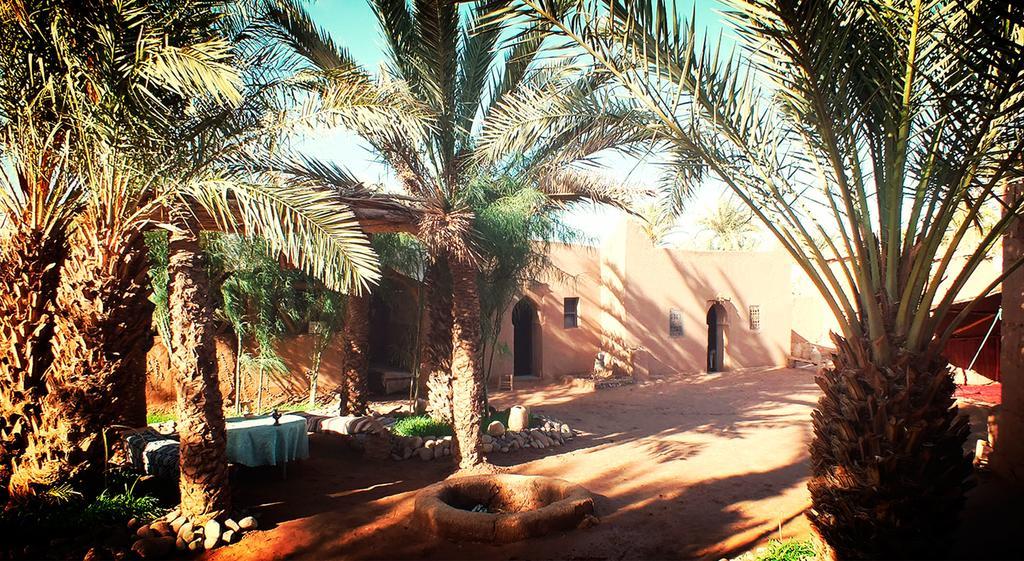 Auberge Tigida M'Hamid Buitenkant foto